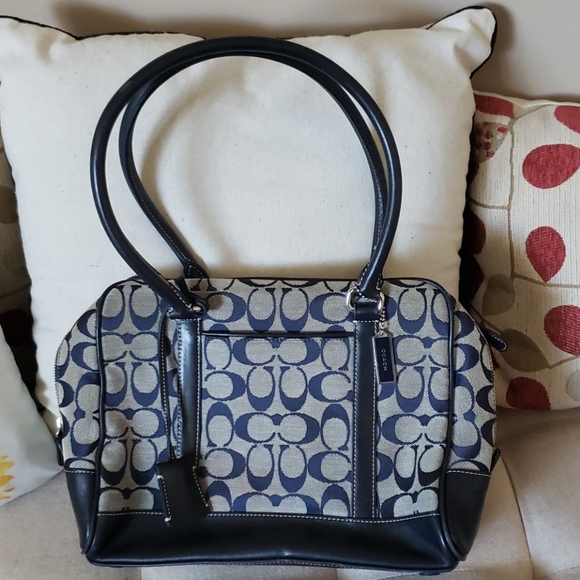 Coach handbag - Picture 3 of 7